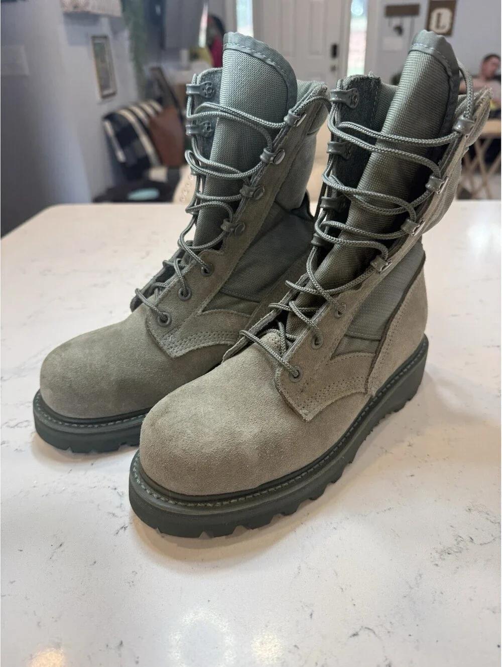 MONDO PT DESSERT ASTMF2413-11 MI/75C/75 Women Combat Boots Vibram Sole SZ 4